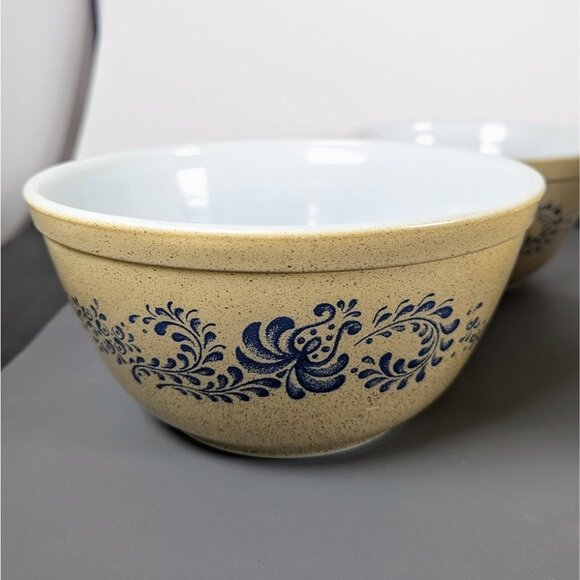 Vintage Pyrex 1976 Homestead Tan Speckled Blue Floral Nesting Bowls Set Of 4 - Picture 4 of 12
